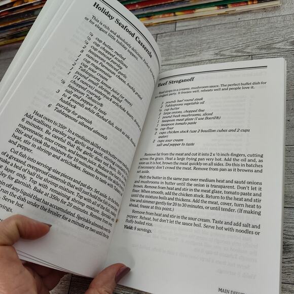 Holiday Entertaining Cookbook Booklet 1991 Vintage by Polly Clingerman - Picture 6 of 10